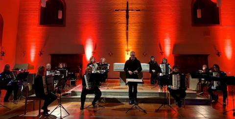 Musikalische Auszeit im Advent - Hohnerklang Oelde